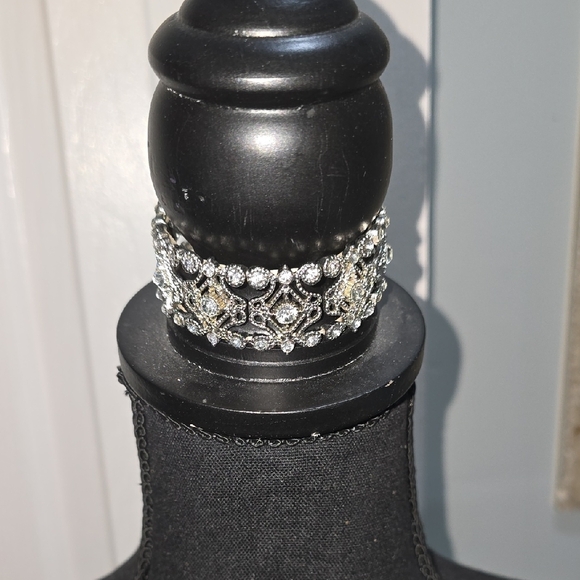 Elegant Bracelet - Picture 5 of 7